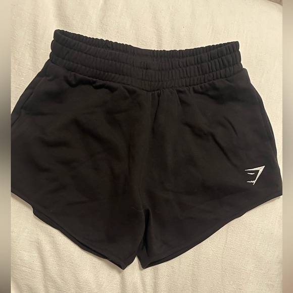 Gymshark Pants - Gymshark sweat shorts
